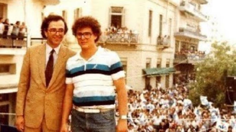 Ανάρτηση Καμμένου για τον Σαμαρά με φωτογραφία τους από το παρελθόν: «Ξέρεις εσύ…»