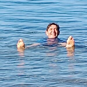 Γεράσιμος Σκιαδαρέσης: Η φωτογραφία μέσα στη θάλασσα: 42 ημέρες για τα Χριστούγεννα, έγραψε