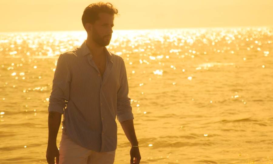 Σταύρος Κρητικός: Το The Voice, η Έλενα Παπαρίζου και η καθημερινότητα του σήμερα