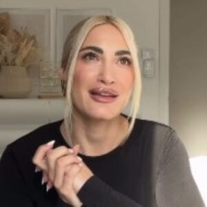 Ιωάννα Τούνη μετά την έναρξη της δίκης για το revenge porn: Ο κόσμος με αντιμετωπίζει ως μία κοινή π…ρνη ξεφτιλισμένη ή οτιδήποτε σχετικό».