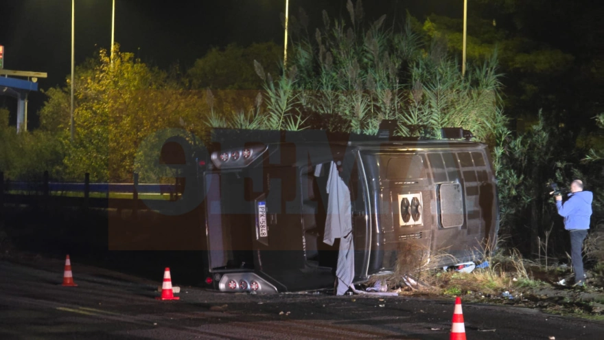 Ελιγμό για να αποφύγει σκύλο έκανε ο οδηγός του λεωφορείου που ανατράπηκε στον Ριζόμυλο Βόλου – Τραυματίες 13 γυναίκες