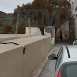 Βίντεο-ντοκουμέντο: Ο γαμπρός του Φανούρη Καργάκη πυροβολεί με καλάσνικοφ στα Βορίζια – Έρευνες για τον δεύτερο σκοπευτή  και τα όπλα του μακελειού