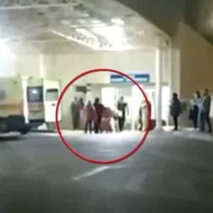 Χαλκίδα: Ένας νεκρός και δύο τραυματίες μετά από συμπλοκή οπαδών – «Ξεψύχησε στα χέρια πολιτών και γιατρών» – Έξι συλλήψεις (βίντεο)