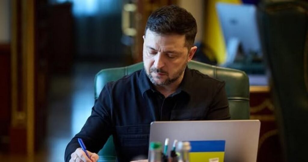 Ο Ζελένσκι έλαβε επίσημα το προσχέδιο των Αμερικανών για την Ουκρανία -«Θα μιλήσω με τον Τραμπ», δήλωσε