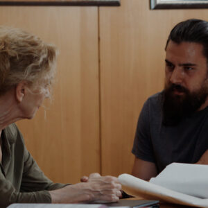 «Η γη της ελιάς»: Ο Δημοσθένης ζεί αλλά καθηλωμένος σε αναπηρικό  καροτσάκι – Η Χριστιάνα εμφανίζεται και όσα αποκαλύπτει προκαλούν σοκ