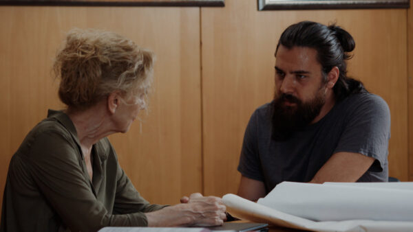 «Η γη της ελιάς»: Ο Δημοσθένης ζεί αλλά καθηλωμένος σε αναπηρικό  καροτσάκι – Η Χριστιάνα εμφανίζεται και όσα αποκαλύπτει προκαλούν σοκ