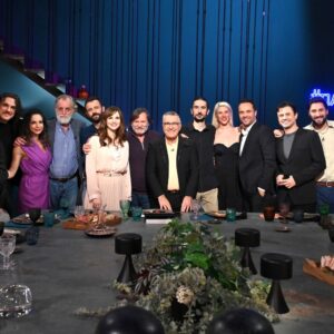 ΕΡΤ1: #Παρέα με τον Γιώργο Κουβαρά – Μια αγαπημένη θεατρική παρέα με άρωμα Κρήτης – Σάββατο 06.12.2025, στις 22:00