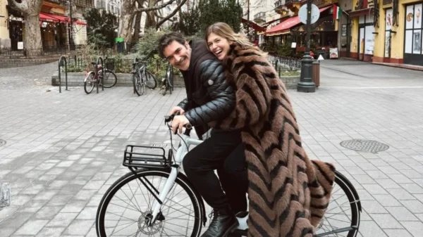 Maestro: Στη Βουδαπέστη ο Χριστόφορος Παπακαλιάτης και η Κλέλια Ανδριολάτου για τα γυρίσματα της νέας σεζόν