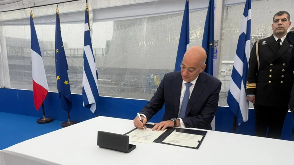 Η Ελλάδα παρέλαβε την πρώτη Belharra – Δένδιας: Δημιουργούμε το ισχυρότερο Πολεμικό Ναυτικό της ιστορίας του ελληνισμού (βίντεο)