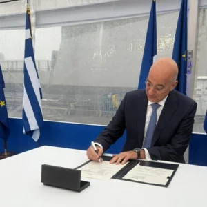 Η Ελλάδα παρέλαβε την πρώτη Belharra – Δένδιας: Δημιουργούμε το ισχυρότερο Πολεμικό Ναυτικό της ιστορίας του ελληνισμού (βίντεο)