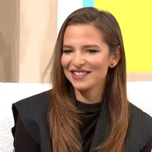 Εριέττα Κούρκουλου: «Με τον αδελφό μου, Πάρι Κασιδόκωστα ήμασταν συνέχεια μαζί, με τα άλλα δυο αδέλφια μου είχαμε χαθεί κάποια χρόνια» (βίντεο)