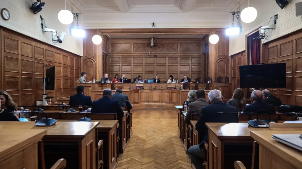 ΟΠΕΚΕΠΕ:  Στη Δικαιοσύνη και την Αρχή για το μαύρο χρήμα η έρευνα για τα κέρδη από τα τυχερά παιχνίδια των Σεμερτζίδου, Μαγειρία και Στρατάκη