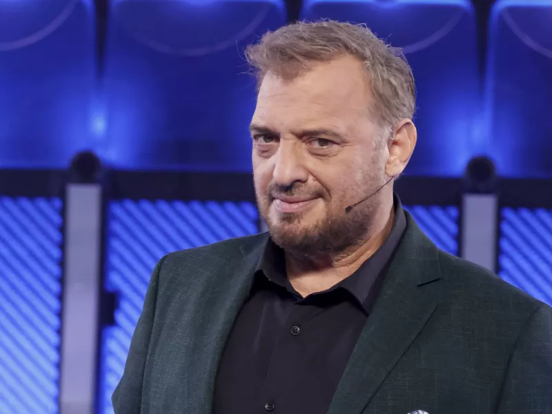 «The Wall»: Τα ξαδέρφια εισβάλλουν στο πλατό και φέρνουν τα πάνω – κάτω – Τρέϊλερ