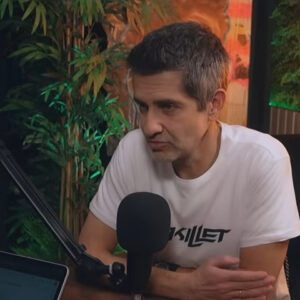 Φοίβος: Ο λόγος που δεν συνεργάστηκε με την Άννα Βίσση – “Θεωρούσα ότι προδίδω τη Δέσποινα Βανδή” (βίντεο)