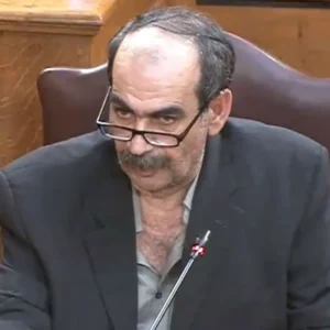 Ξεφτιλίζομαι σαν τον κάθε εγκληματία, θα καταθέσω στον φυσικό δικαστή, είπε ο «Φραπές» στην εξεταστική για τον ΟΠΕΚΕΠΕ και επικαλέστηκε το δικαίωμα της σιωπής – Live