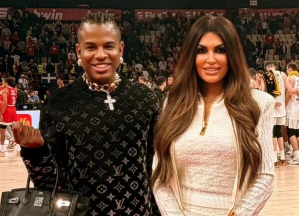 Fancy James: “Περιμένω τον καλύτερο Έλληνα άνδρα να με φλερτάρει”, εξομολογείται ο στιλίστας της Κίμπερλι Γκίλφοϊλ