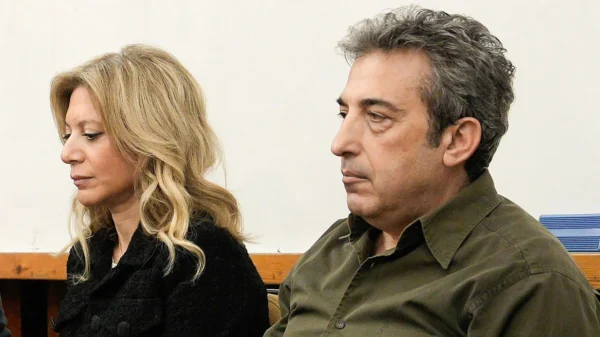 “Οι ενέργειές της δεν μας εκφράζουν, δεν μας αφορά η πολιτική”, λένε συγγενείς των θυμάτων των Τεμπών και διαχωρίζουν τη θέση τους από την  Μαρία Καρυστιανού  (βίντεο)