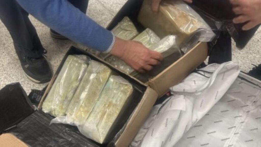 Σκάφος ελληνικών συμφερόντων γεμάτο κοκαΐνη εντοπίστηκε στον Ατλαντικό -Συνελήφθη Έλληνας γνωστός «βαρώνος», γνώριμος των αρχών για εμπόριο ναρκωτικών