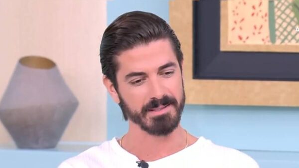 Ο καταξιωμένος ηθοποιός που μπαίνει στον «Άγιο έρωτα» και υποδύεται τον «πατέρα» του Γκοτσόπουλου