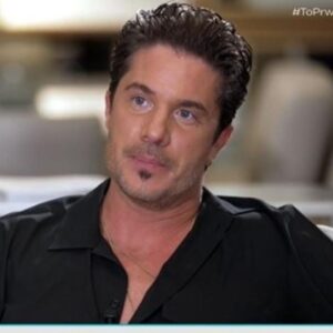 Νίκος Οικονομόπουλος:”Έχω πάει σε ψυχολόγο και ψυχίατρο, όλη μέρα ήμουν με κρίσεις πανικού, σκέφτηκα να σταματήσω” (βίντεο)