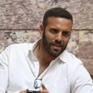 Ο ευρωβουλευτής του ΣΥΡΙΖΑ Νίκος Παππάς γρονθοκόπησε δημοσιογράφο στο Στρασβούργο – Κατατέθηκε μήνυση εναντίον του