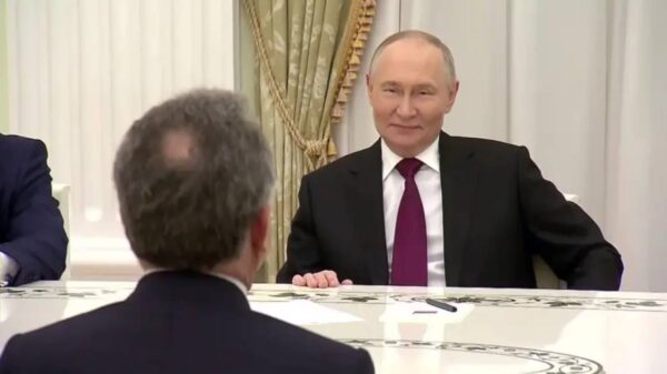 Πούτιν: «Αν η Ευρώπη θέλει να πολεμήσει μαζί μας, είμαστε έτοιμοι να το κάνουμε τώρα» – Η συνάντηση με τους απεσταλμένους του Τραμπ στο Κρεμλίνο