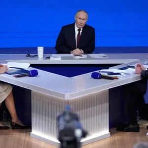 Eπίθεση Πούτιν στους Ευρωπαίους για τα ρωσικά κεφάλαια: «Ληστές που θα έχουν σοβαρές συνέπειες»