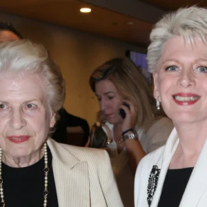 Πέθανε η Σύλβα Ακρίτα, μητέρα της Έλενας, ιστορικό στέλεχος του ΠΑΣΟΚ