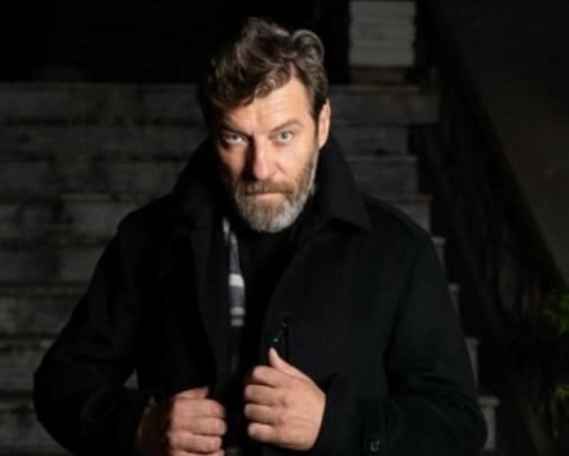 Γιάννης Στάνκογλου: Στολίζει χριστουγεννιάτικο δέντρο μαζί με τα παιδιά του – Βίντεο