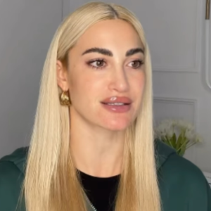 Ξεσπά η Ιωάννα Τούνη για το revenge porn: «Ήθελε να με δείξει ως γυναίκα-τρόπαιο, ότι ήρθε σε συνουσία μαζί μου» (βίντεο)