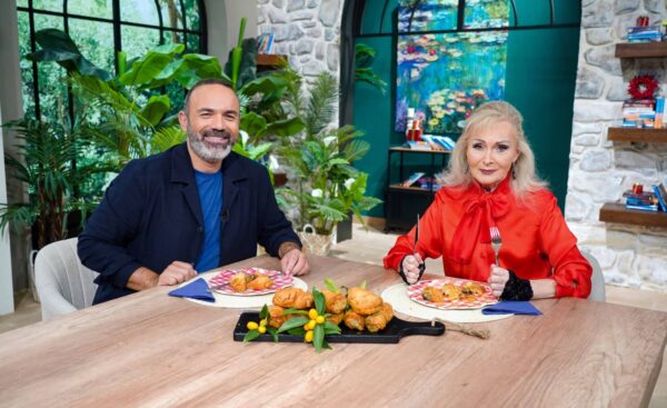 ΕΡΤ1: «ΠΟΠ Μαγειρική» με τον Ανδρέα Λαγό – Καλεσμένοι οι Χρήστος Ζαμπούνης, Κατερίνα Τσάβαλου, Νίνα Βλάχου, Άννα Φόνσου, Λουκία Παπαδάκη – 22 – 26.12.2025