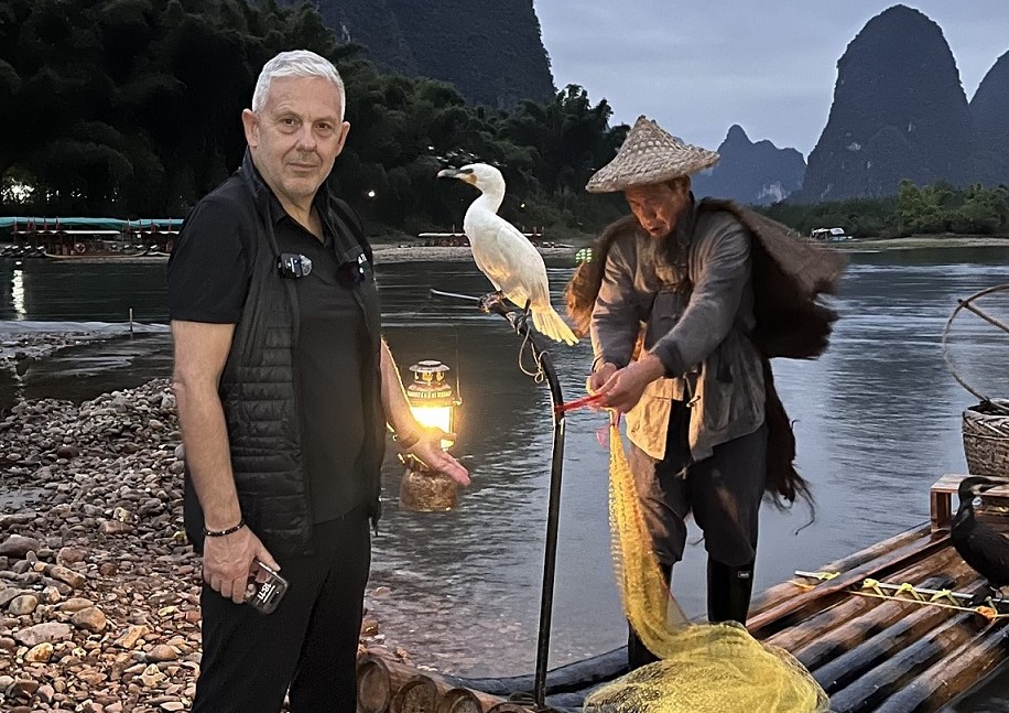 Οι«ΕΙΚΟΝΕΣ» με τον Τάσο Δούση, ταξιδεύουν στην Κίνα,  Σάββατο και Κυριακή στις 17:45 στο OPEN