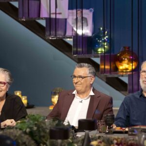 ΕΡΤ1: #Παρέα με τον Γιώργο Κουβαρά – «Οι ξεχωριστοί φίλοι του Δημήτρη Γιαρμενίτη» Α΄ Μέρος – Σάββατο 13.12.2025, στις 22:00