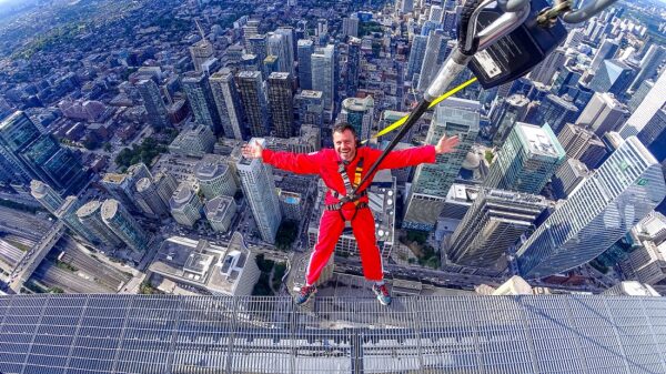 Happy Traveller στο Τορόντο του Καναδά Σάββατο 17 Ιανουαρίου στις 16.45, στον ΣΚΑΪ
