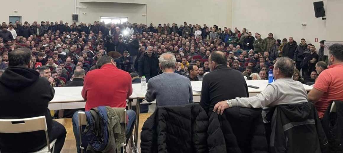 «Ναι» στον διάλογο, «όχι» στο συλλαλητήριο  την Τρίτη στην Αθήνα αποφάσισαν οι αγρότες – Δείτε τι δήλωσαν