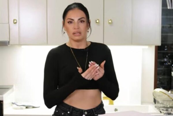 Ξέσπασε σε λυγμούς η Δήμητρα Αλεξανδράκη: “Με πήρε μια γυναίκα τηλέφωνο και μου είπε ότι θα σας κατασχέσουμε τα πάντα” – Βίντεο