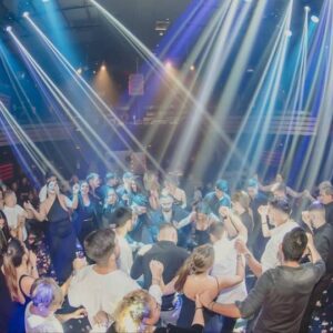 Αποχώρηση-βόμβα γνωστού λαϊκού τραγουδιστή από νυχτερινό σχήμα! – Τι συνέβη