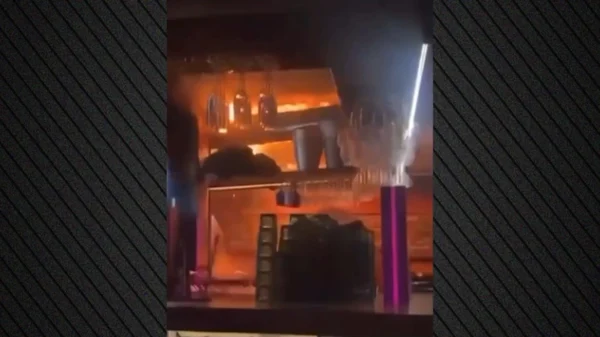 Τραγωδία στην Ελβετία: Βίντεο από τη στιγμή της φωτιάς στο μπαρ στο Κραν Μοντανά με τους 40 νεκρούς και 100 τραυματίες – «Ένας σερβιτόρος άναψε βεγγαλικό πολύ κοντά στην οροφή»