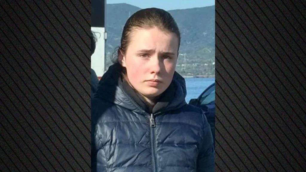 «Θεέ μου  έρχεται ο πατέρας μου, πρέπει να σε κλείσω», «της ασκούσε ψυχολογική βία», λένε φίλες της 16χρονης που εξαφανίστηκε  και την ψάχνουν (βίντεο)