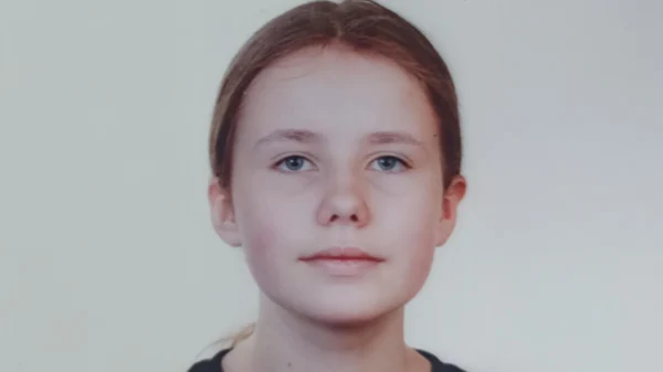 «Την κούρεψε ο πατέρας της όταν του ζήτησε να πάει κομμωτήριο», νέες μαρτυρίες για την 16χρονη Λόρα που παραμένει άφαντη – «Ήθελε να φύγει  με τη μητέρα της»