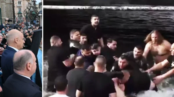 Φλώρινα: Πιστοί …έπαιξαν ξύλο μπροστά στο Δένδια για  τον Τίμιο Σταυρό – Βίντεο