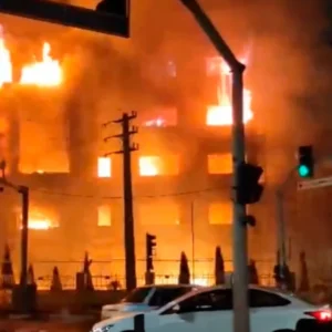 Ιράν: Μαρτυρία γιατρού  για 217 νεκρούς από τις διαδηλώσεις, «βρισκόμαστε σε πόλεμο» λέει η Τεχεράνη