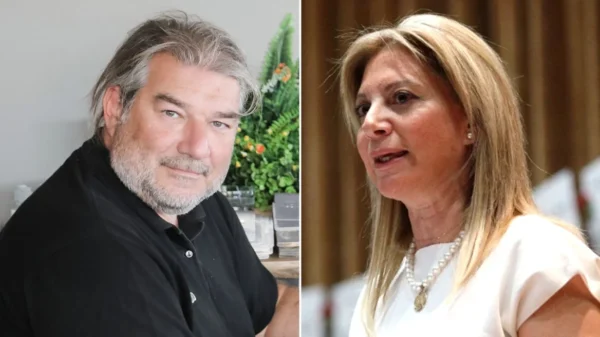 «Πόλεμος» Καραχάλιου – Καρυστιανού: Είναι κατά συρροή ψεύτρα, την έμπλεξαν με αστρολογικούς χάρτες» – «Να εξεταστεί από ψυχίατρο»