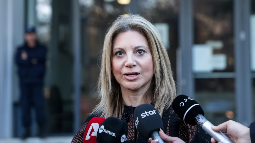 Μαρία Καρυστιανού: Κουρελόχαρτο το Σύνταγμα, καταργήστε το Αρθρο 86 για την ατιμωρησία των πολιτικών