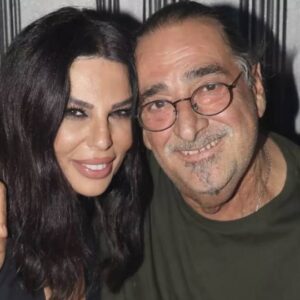 Κέλλυ Κελεκίδου: Αποθέωση και συγκίνηση στη Μελβούρνη ερμηνεύοντας το ακυκλοφόρητο medley «Από Καρδιάς» για τον Βασίλη Καρρά (βίντεο)