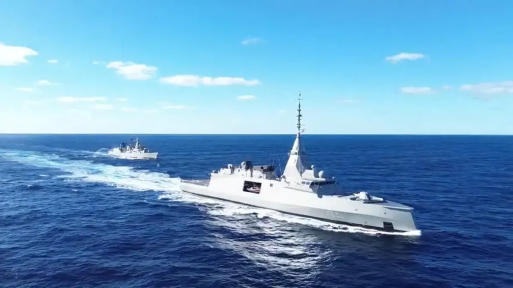 Belharra: Η στιγμή που η φρεγάτα «Κίμων» μπαίνει σε ελληνικά νερά – «Το μέλλον του Πολεμικού Ναυτικού καταπλέει» – Βίντεο