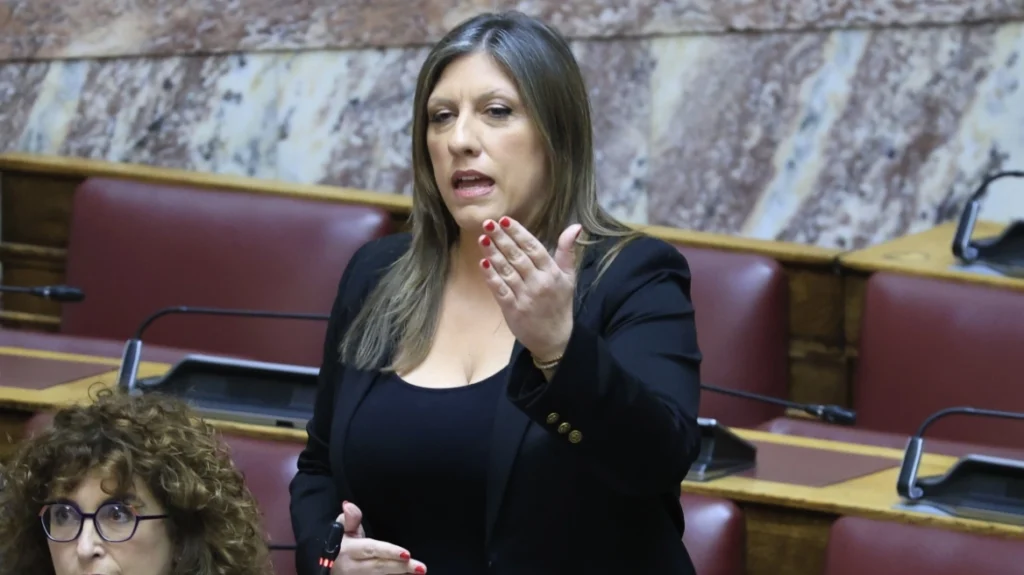 Νέο επεισόδιο της  Ζωής Κωνσταντοπούλου στη Βουλή: «Εγκληματική οργάνωση» η κυβέρνηση – «Συμπλεγματικά υποκείμενα» οι βουλευτές της ΝΔ» – Παραπέμπεται στην Επιτροπή Δεοντολογίας