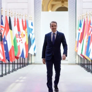 Μητσοτάκης στη Συμμαχία των Προθύμων: Η Ελλάδα δεν θα συμμετάσχει σε ευρωπαϊκή στρατιωτική δύναμη στην Ουκρανία