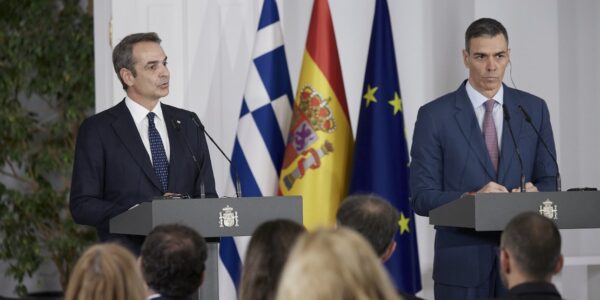 Μητσοτάκης: Οι σχέσεις Ισπανίας και Ελλάδας έχουν ευρωπαϊκό και μεσογειακό αποτύπωμα – Σάντσεθ: Η Ελλάδα πέρασε από την κρίση του ευρώ στο να προεδρεύει στο Eurogroup
