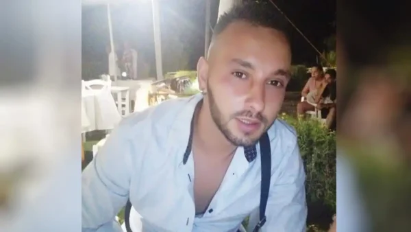 Πάτρα: Παραδόθηκε και 5ο άτομο για τον φονικό ξυλοδαρμό του 30χρονου – Nέο βίντεο ντοκουμέντο από το βράδυ της δολοφονίας στο μπαρ